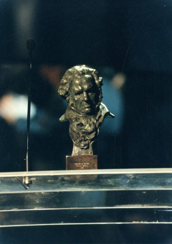Rafael Azcona. Goya de Honor. Busto Goya