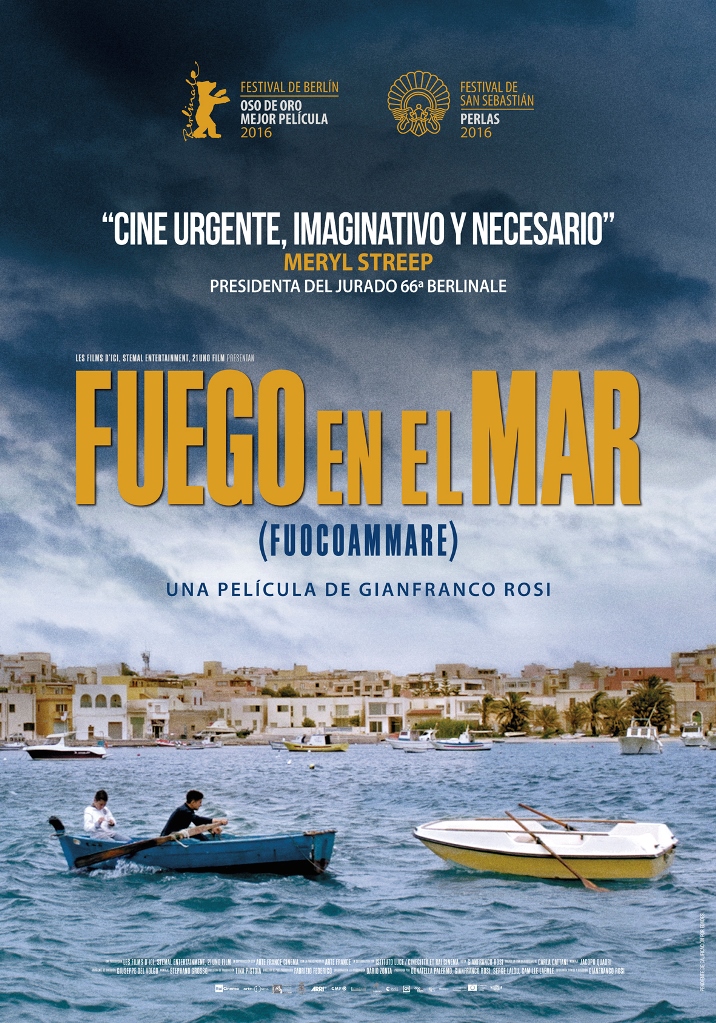 Cartel de Fuego en el mar